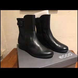 ECCO Babett Wedge boots NWT 40